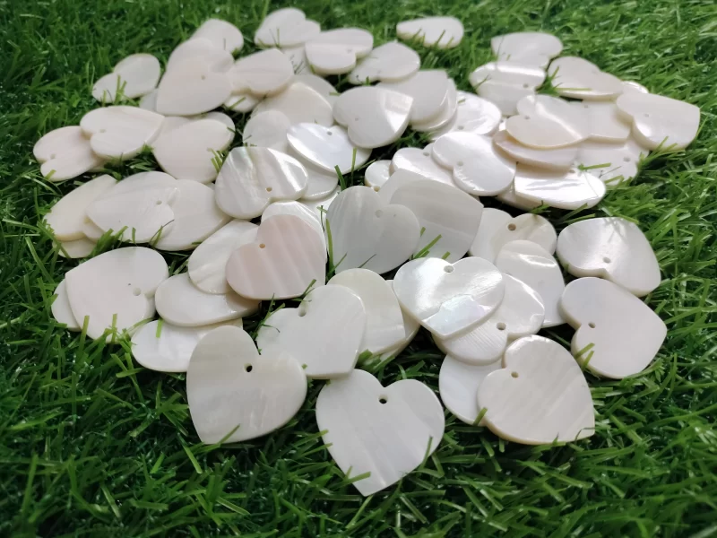 1 Inch Heart Mother of pearl shells (Customized Design)