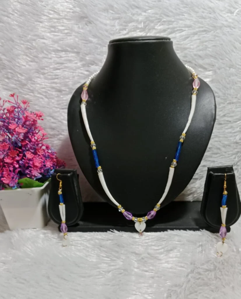 neacklace